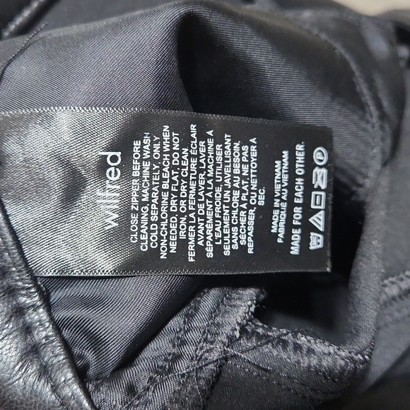 ARITZIA Wilfred The Melina High-Rise Vegan Leather Pants Black Size 4 Approx - Picture 8 of 12